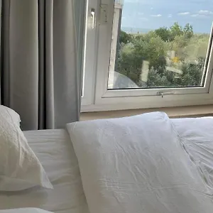 https://studio-liv.ostend-hotel.net